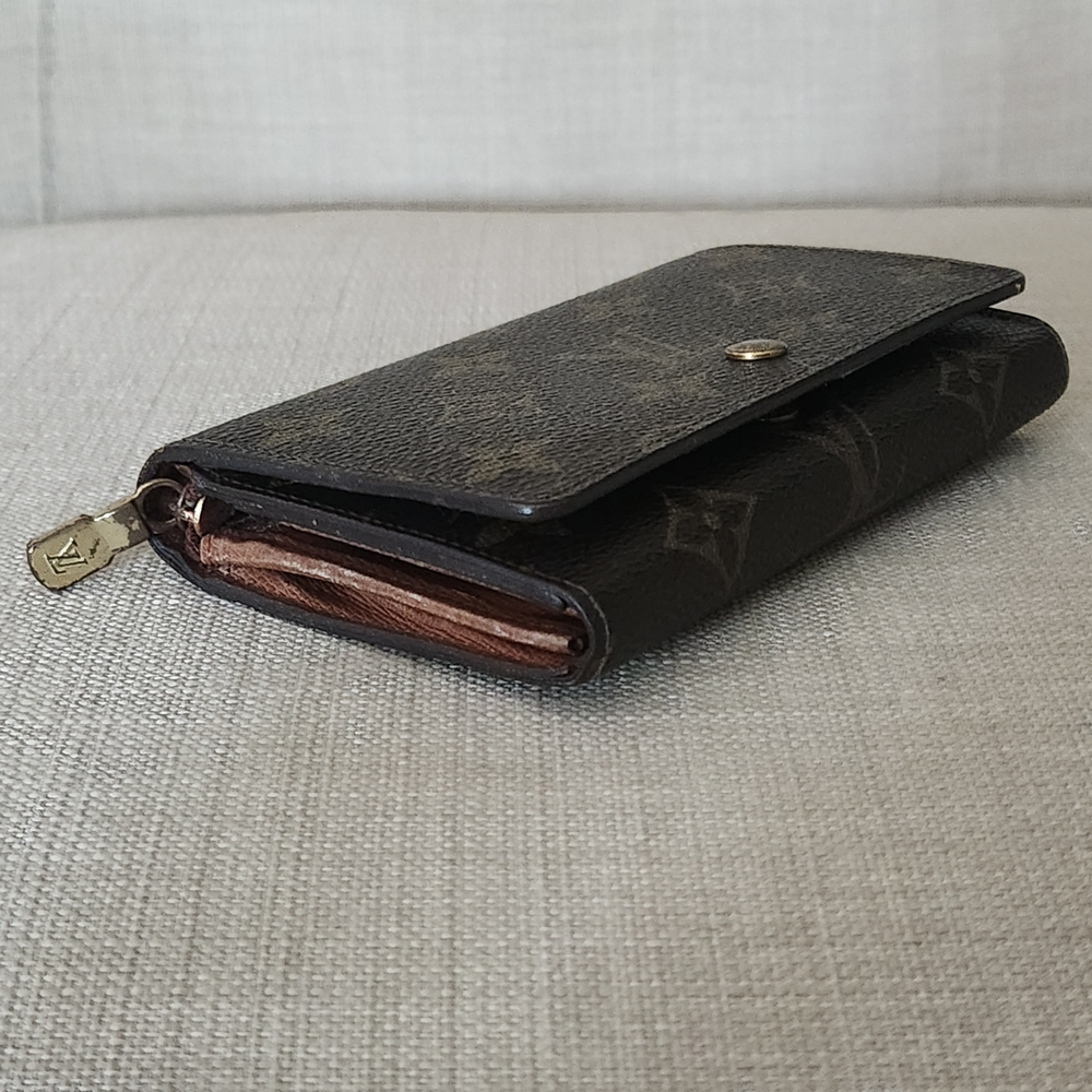 Louis Vuitton Vintage Monogram Porte Monnaie Tresor Bifold Wallet - Picture 5 of 16